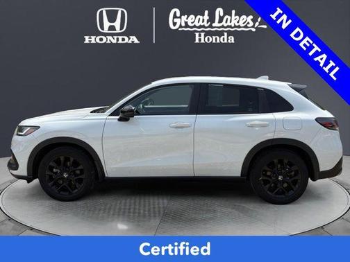 Platinum White Pearl 2023 Honda HR-V AWD Sport