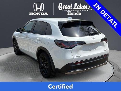 Platinum White Pearl 2023 Honda HR-V AWD Sport