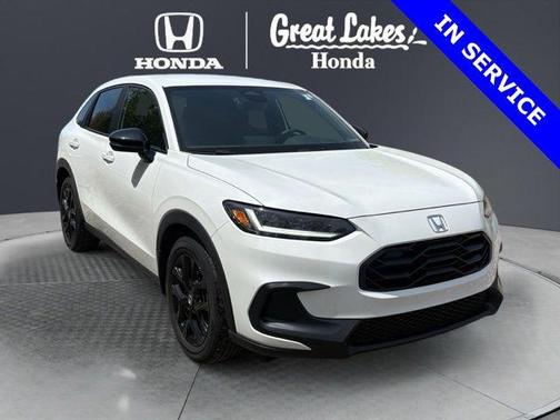 Platinum White Pearl 2023 Honda HR-V AWD Sport
