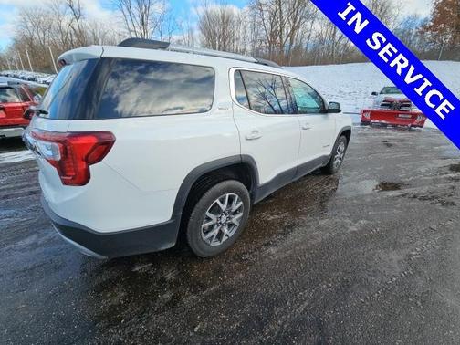 2023 GMC Acadia AWD SLT