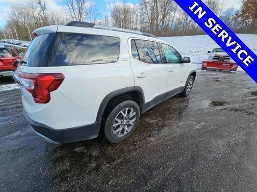 2023 GMC Acadia AWD SLT