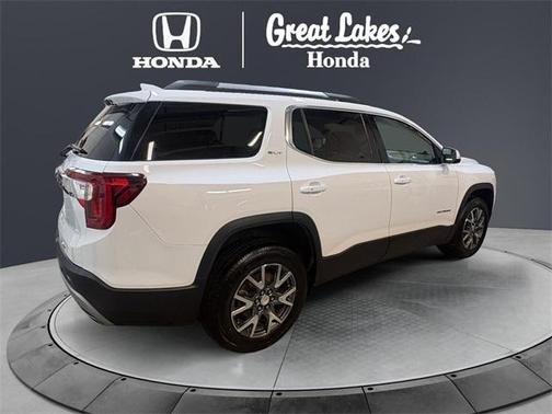 2023 GMC Acadia AWD SLT