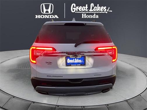 2023 GMC Acadia AWD SLT