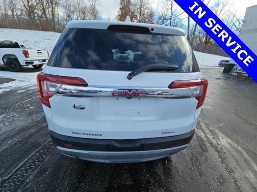 2023 GMC Acadia AWD SLT