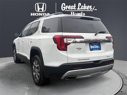 2023 GMC Acadia AWD SLT