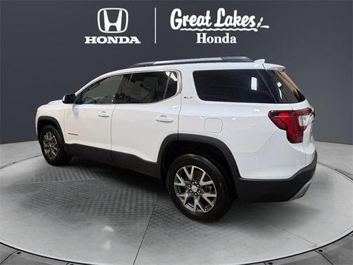 2023 GMC Acadia AWD SLT