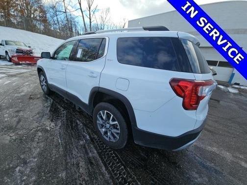 2023 GMC Acadia AWD SLT