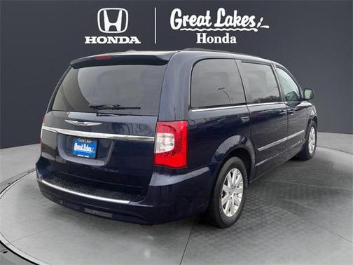 2015 Chrysler Town & Country Touring