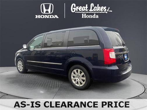 2015 Chrysler Town & Country Touring