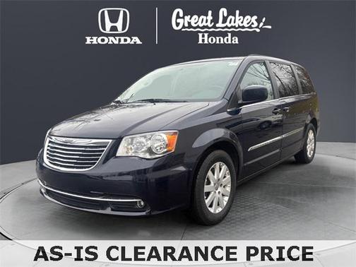 2015 Chrysler Town & Country Touring