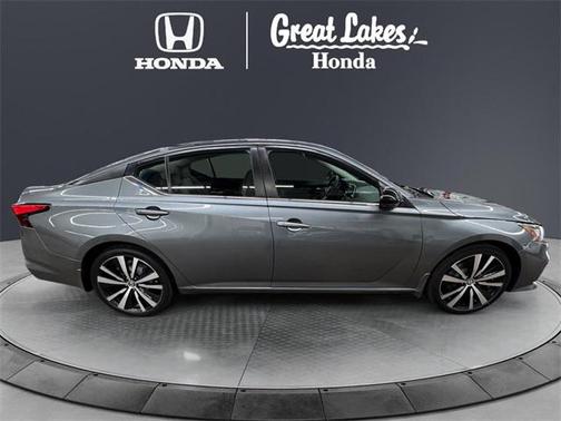 2020 Nissan Altima SR FWD