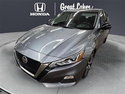 2020 Nissan Altima SR FWD