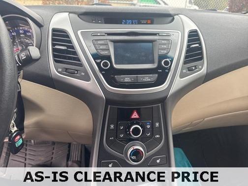 2014 Hyundai ELANTRA SE