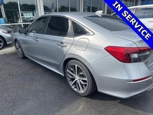 2022 Honda Civic Touring