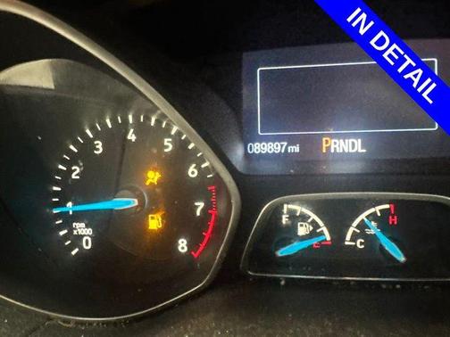Magnetic 2016 Ford Focus SE