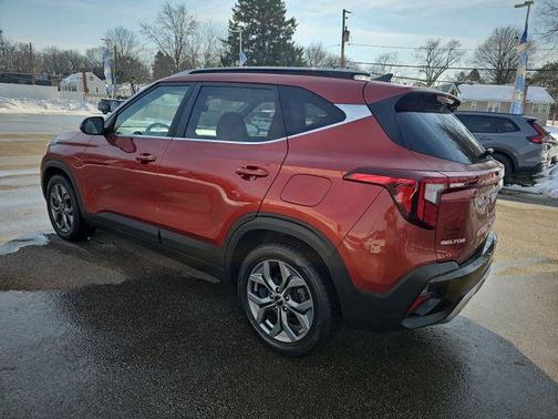 2024 Kia Seltos S