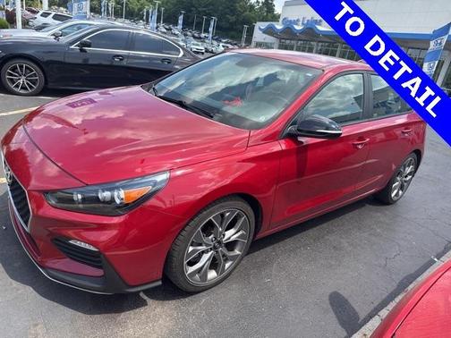 2020 Hyundai Elantra GT Base