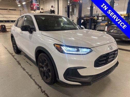 Platinum White Pearl 2023 Honda HR-V AWD Sport