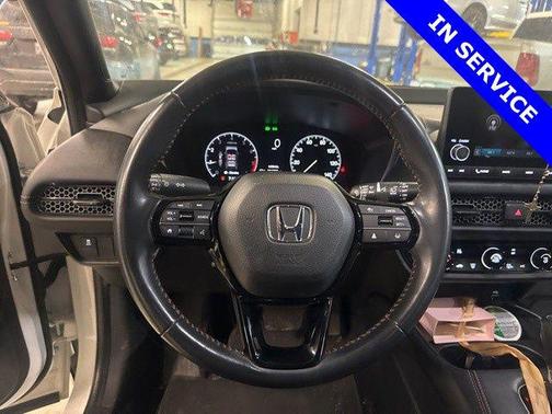 Platinum White Pearl 2023 Honda HR-V AWD Sport