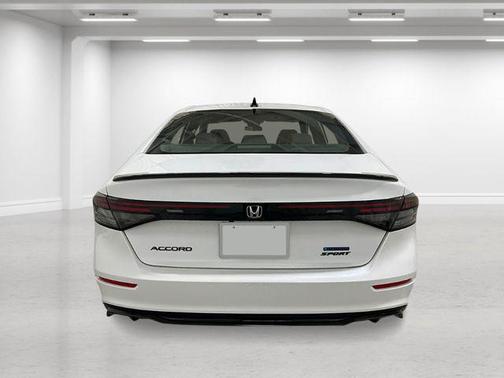 Platinum White Pearl 2026 Honda Accord Hybrid Sport-L
