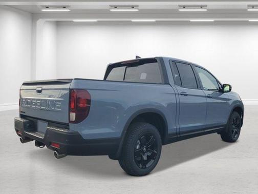 Sonic Gray Pearl 2026 Honda Ridgeline Black