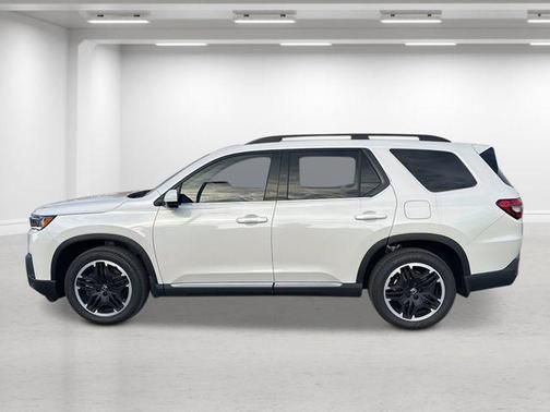 2026 Honda Pilot Touring 8-Passenger