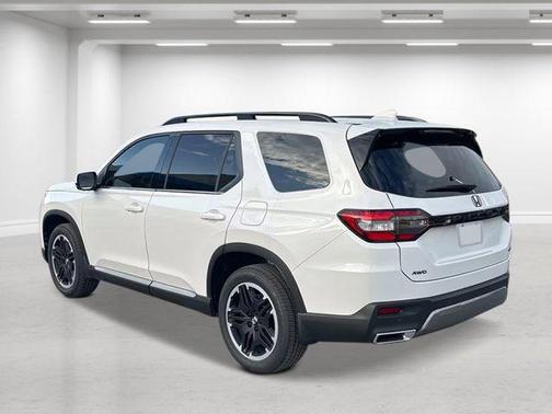 2026 Honda Pilot Touring 8-Passenger