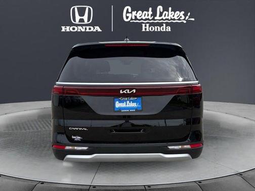 Aurora Black Pearl 2024 Kia Carnival LX