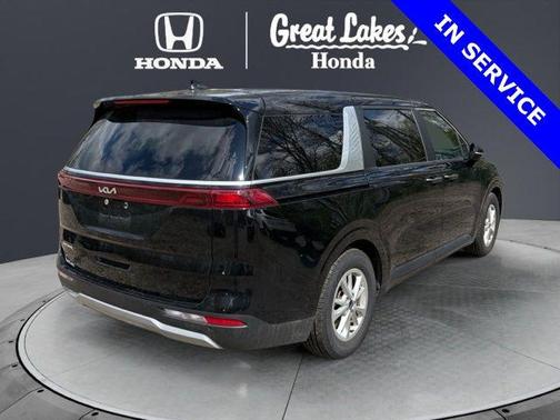Aurora Black Pearl 2024 Kia Carnival LX