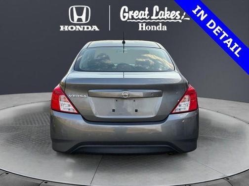 Gun Metallic 2016 Nissan Versa 1.6 S
