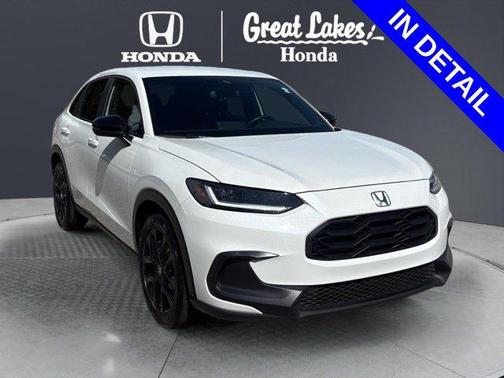 Platinum White Pearl 2024 Honda HR-V AWD Sport