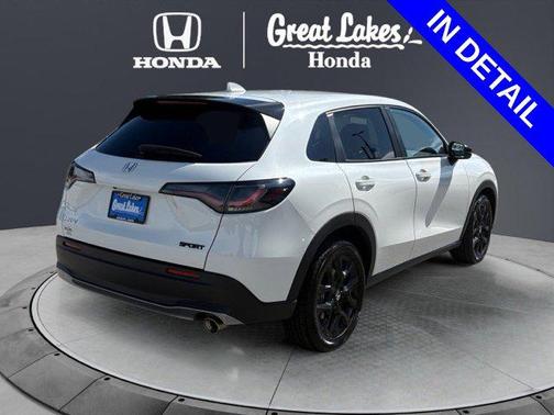 Platinum White Pearl 2024 Honda HR-V AWD Sport