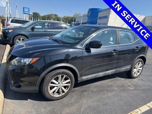 2017 Nissan Rogue Sport S