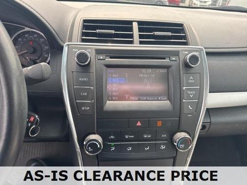 2016 Toyota Camry SE