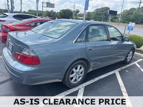 2003 Toyota Avalon XL