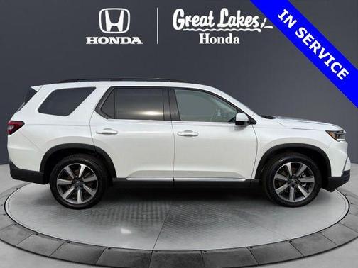 Platinum White Pearl 2025 Honda Pilot Elite