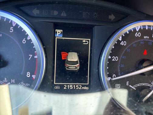 Midnight Black Metallic 2017 Toyota Highlander XLE