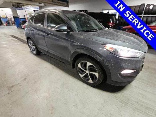 2016 Hyundai TUCSON Sport