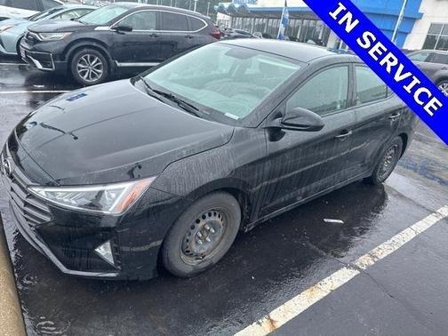 2019 Hyundai ELANTRA SE