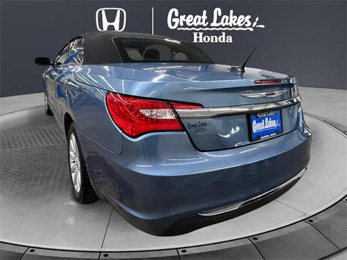 2011 Chrysler 200 Touring