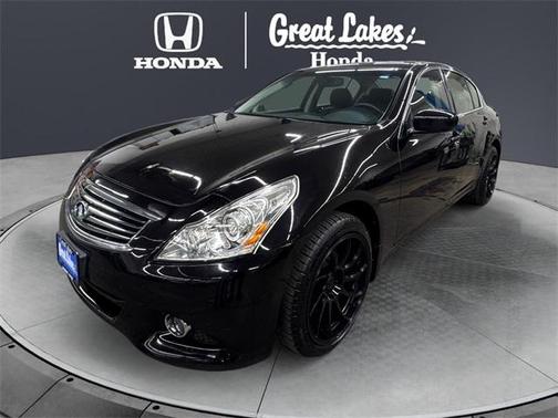 2013 INFINITI G37x Base