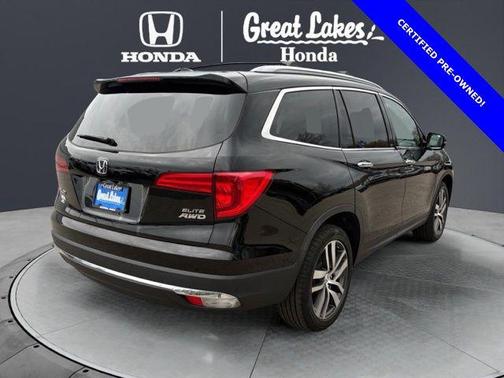 Crystal Black Pearl 2017 Honda Pilot Elite