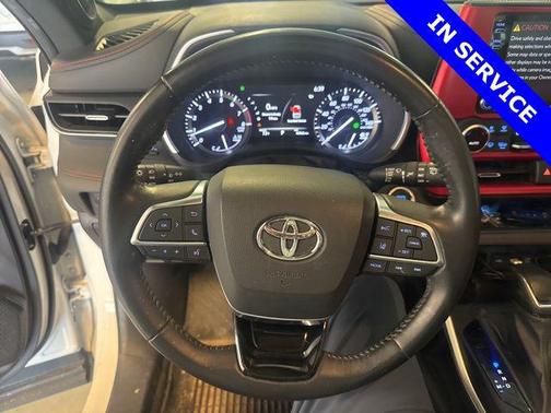Blizzard Pearl 2021 Toyota Highlander XSE