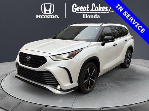 Blizzard Pearl 2021 Toyota Highlander XSE