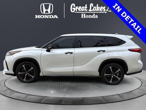 Blizzard Pearl 2021 Toyota Highlander XSE