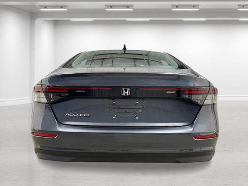 Meteorite Gray Metallic 2026 Honda Accord SE