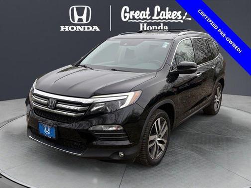 Crystal Black Pearl 2017 Honda Pilot Touring