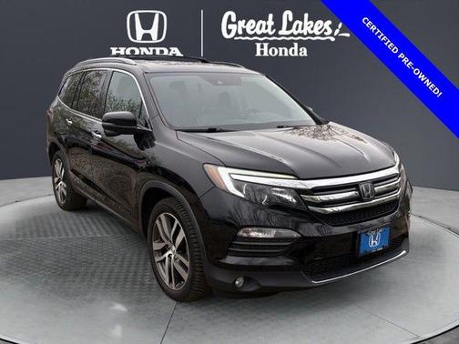 Crystal Black Pearl 2017 Honda Pilot Touring