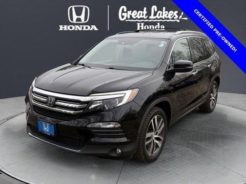 Crystal Black Pearl 2017 Honda Pilot Touring