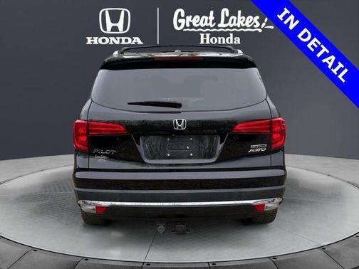 Crystal Black Pearl 2017 Honda Pilot Touring